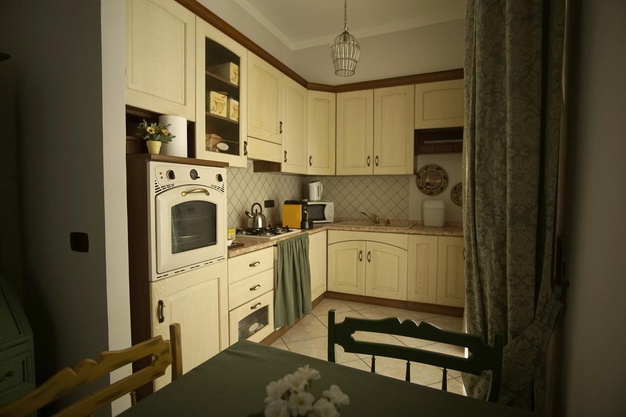 Bed and Breakfast La Piccola Reggia Казерта Экстерьер фото
