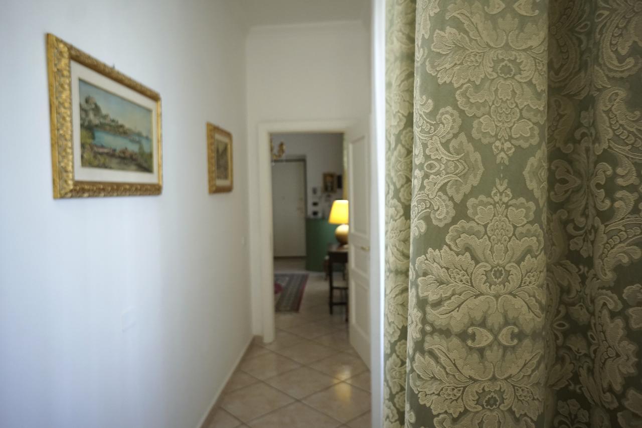 Bed and Breakfast La Piccola Reggia Казерта Экстерьер фото