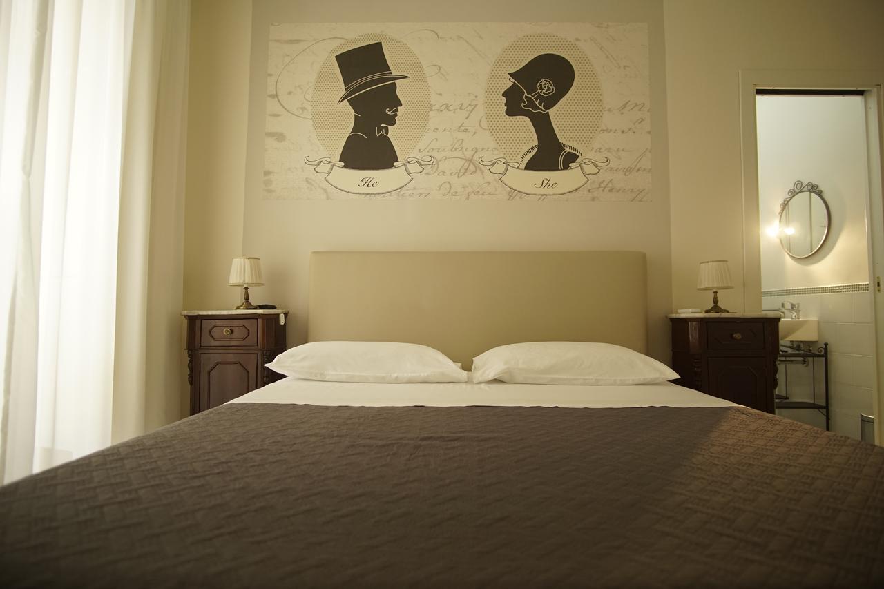 Bed and Breakfast La Piccola Reggia Казерта Экстерьер фото